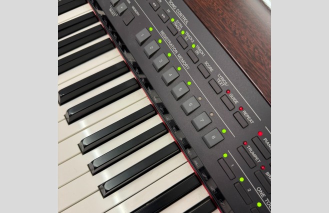 Yamaha CVP405 Digital Piano | Polished Mahogany Finish | UK Delivery In Days | Warranty | P/X | Finance Options | Includes Stool, Headphones | Used | Serial Number GBRCNN01007 - Image 12